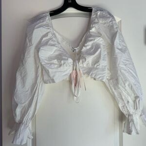 MISSGUIDED poplin front tie crop top